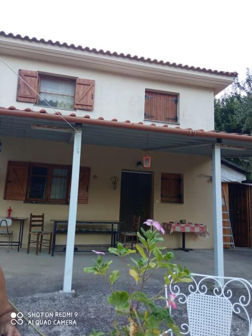 Persefoni'S Traditional House Promirion Exterior photo